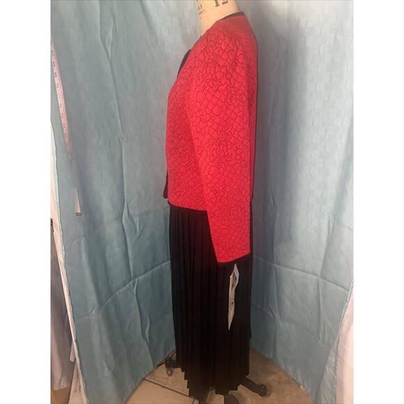 NOS Vintage 80s Red And Black Skirt Suit Sz 10 USA Made With Tags - Picture 4 of 11